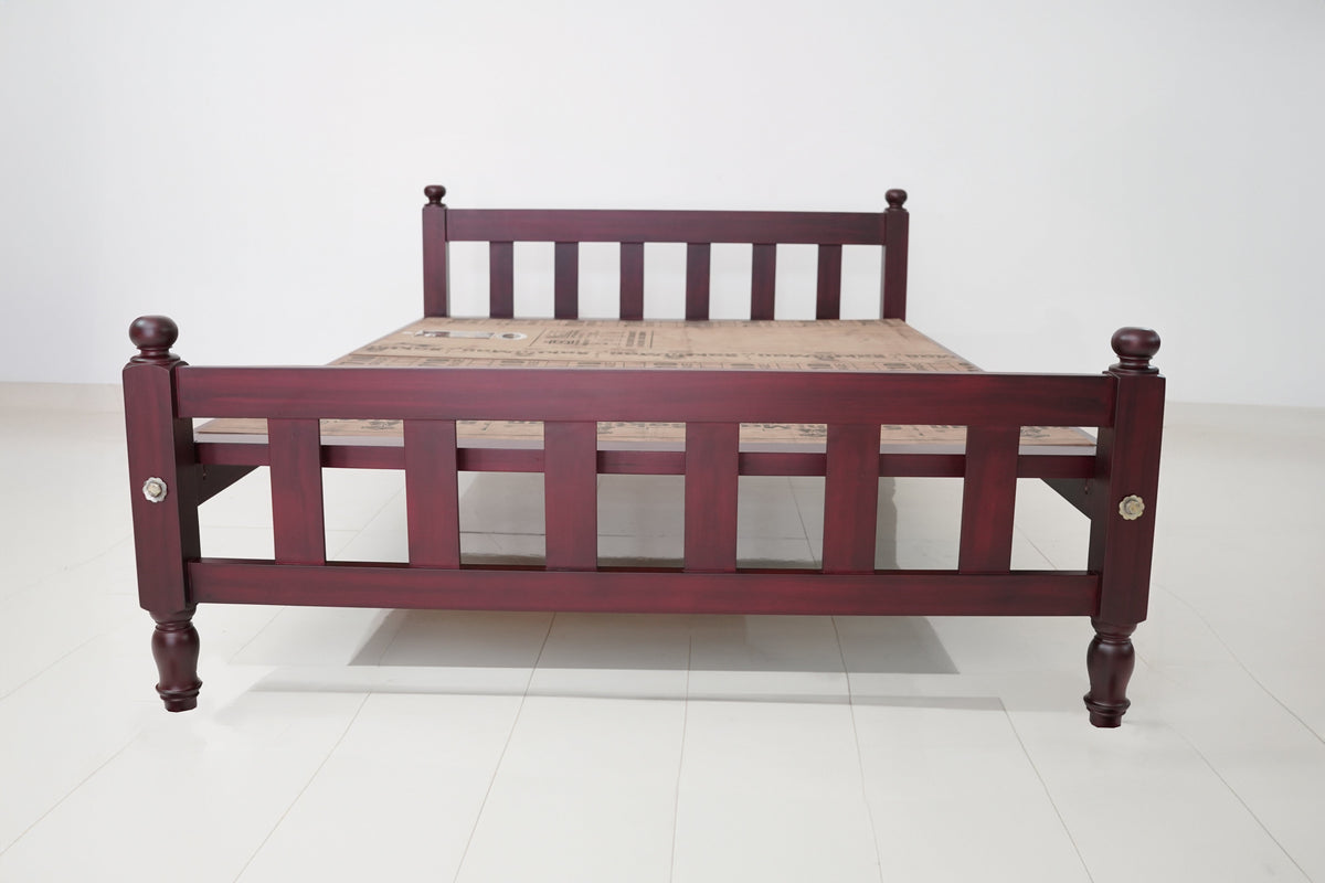 White Cedar Wood Bed