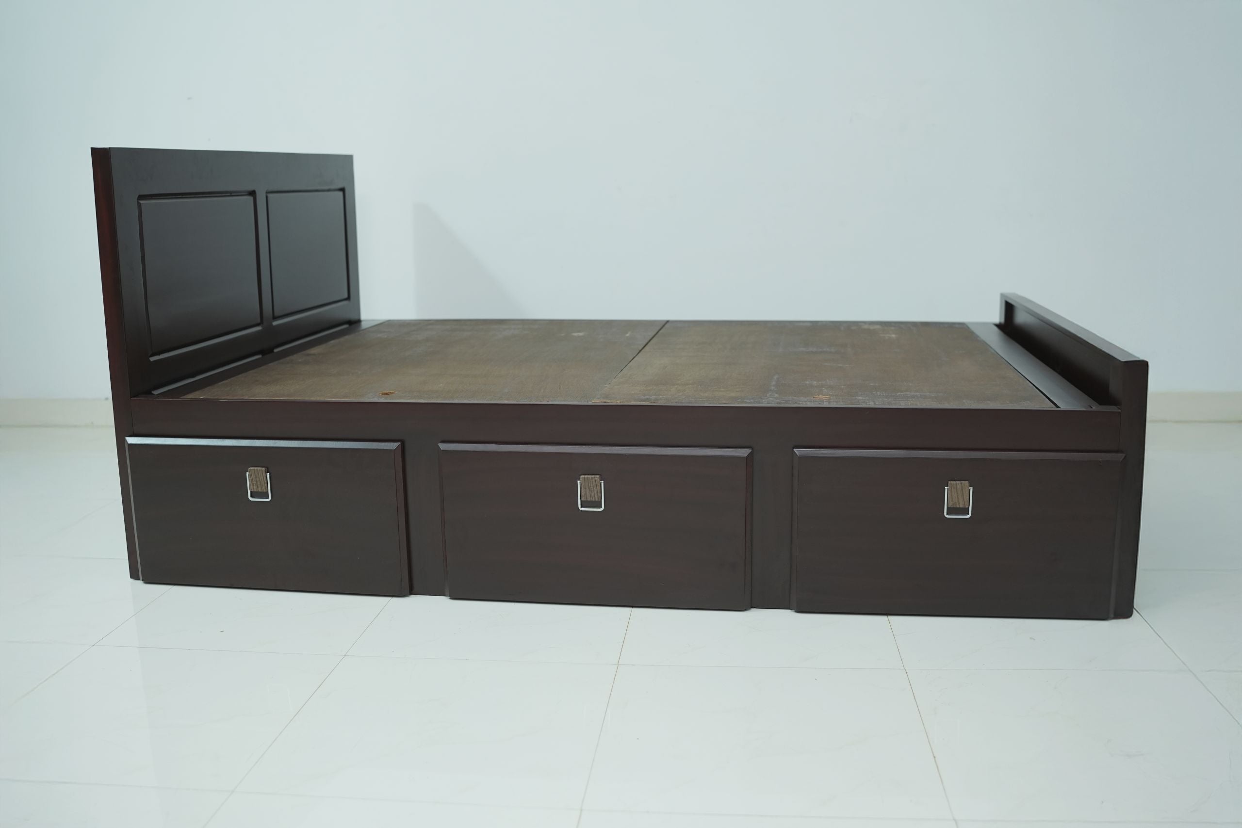 Premium Mahagony – Storage Bed Double